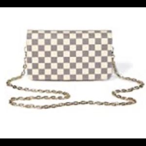 Checkered cross body purse